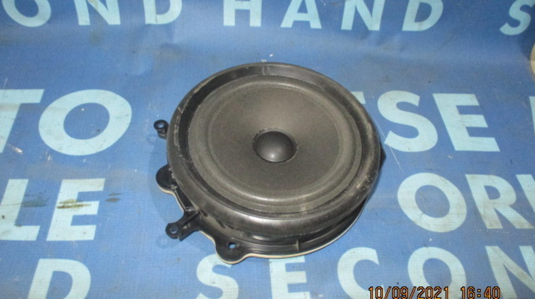 Difuzoare Audi A4; 8E0035411