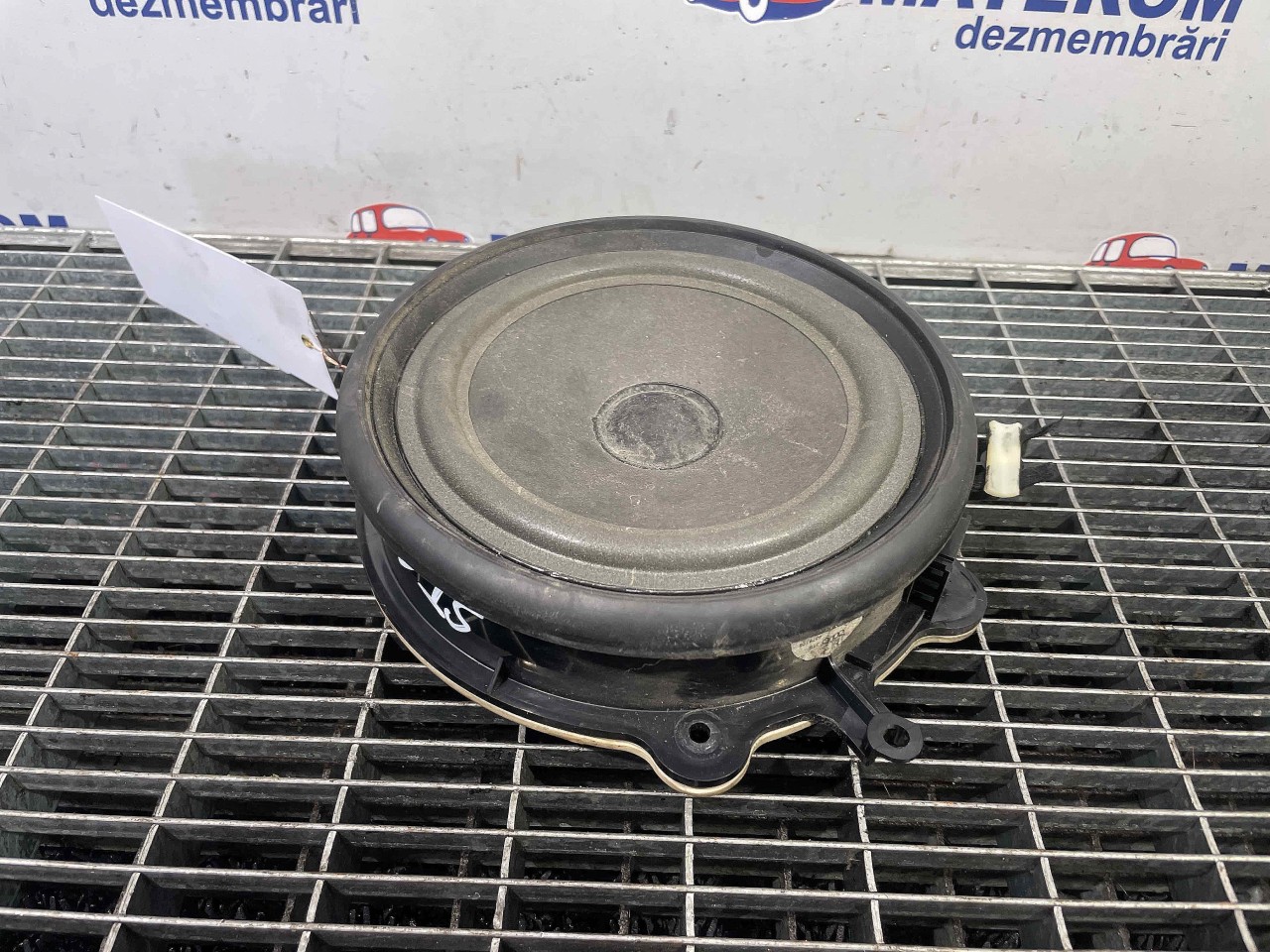 DIFUZOR AUDIO AUDI A4 - - (2004 2007)