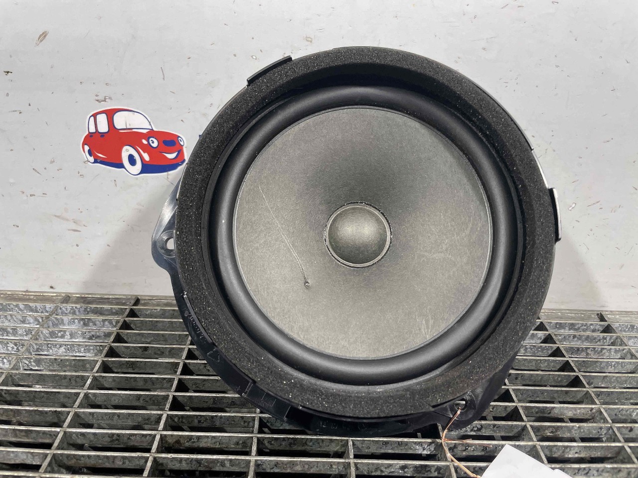 DIFUZOR AUDIO AUDI Q2 - - (2016 2019)