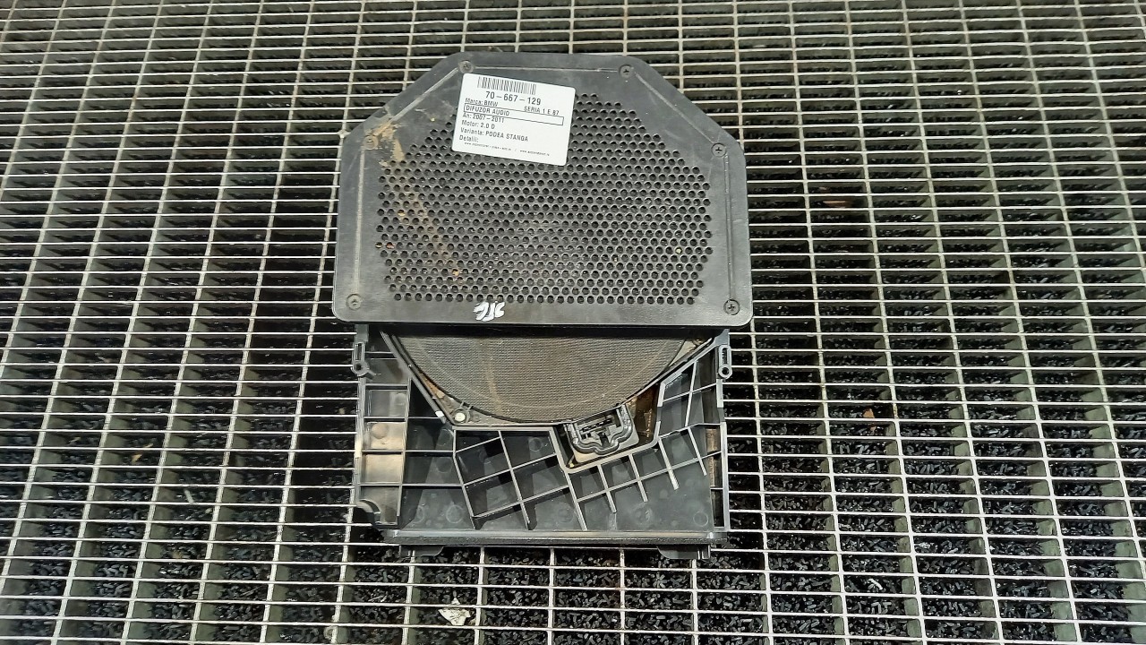 DIFUZOR AUDIO BMW SERIA 1 E 87 SERIA 1 E 87 2.0 D - (2007 2011)