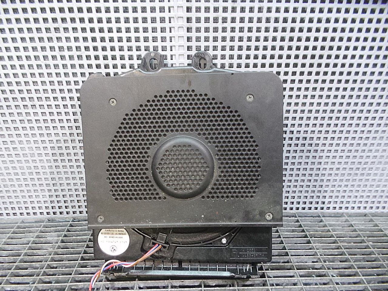 DIFUZOR AUDIO BMW SERIA 5 E 60 - - (2004 2007)