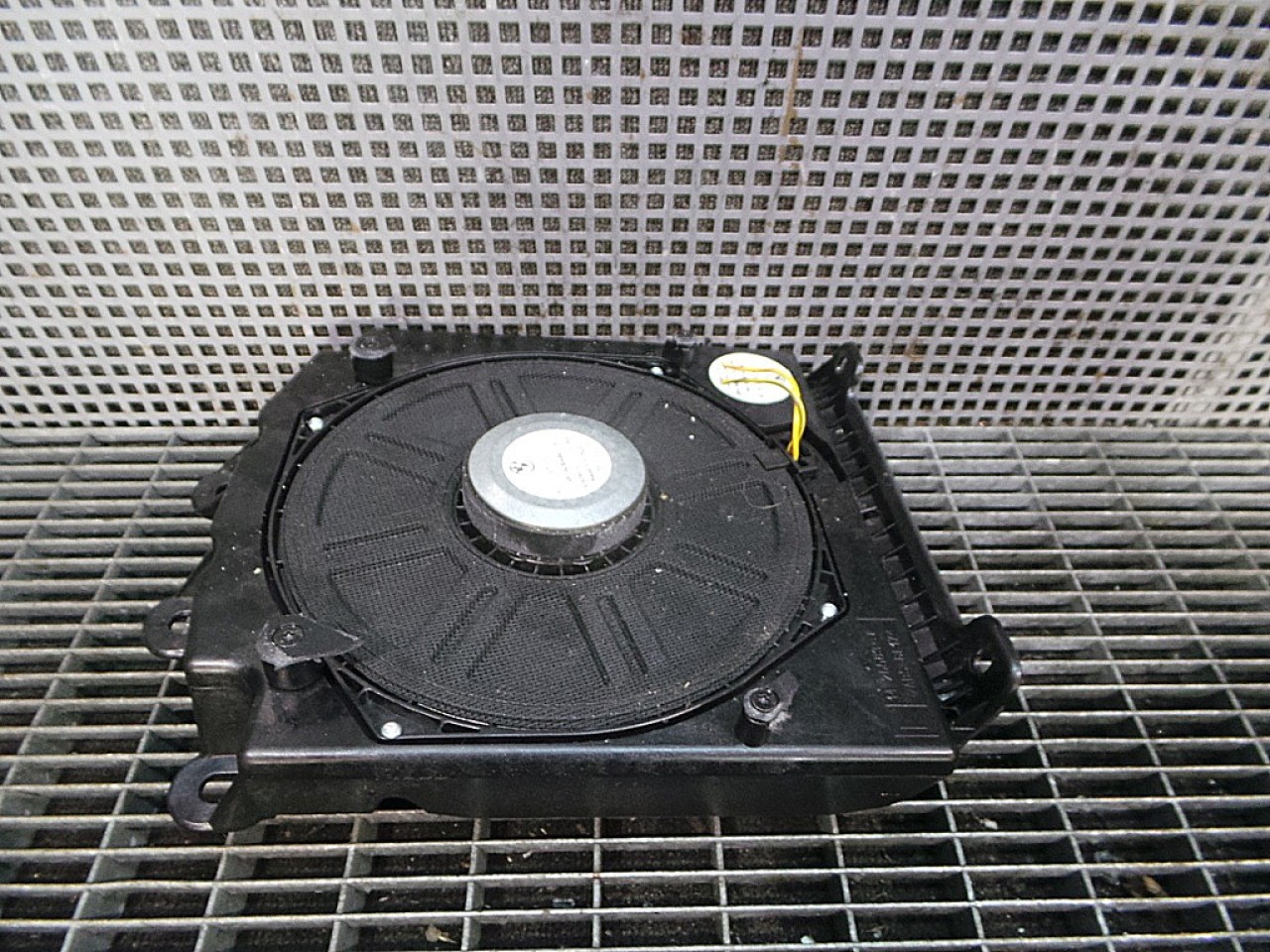 DIFUZOR AUDIO BMW SERIA 5 E 60 - - (2007 2010)