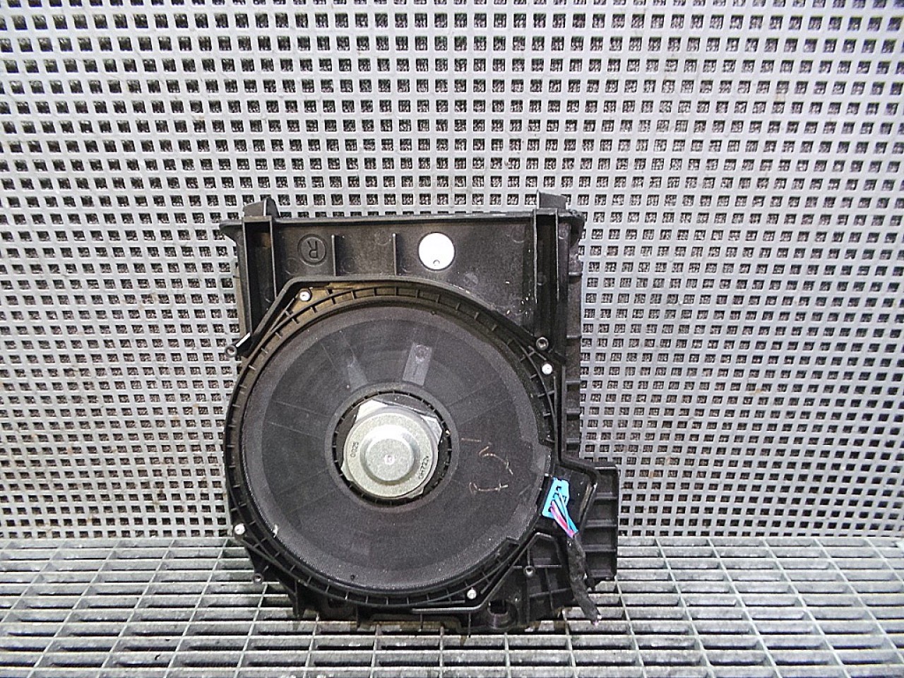 DIFUZOR AUDIO BMW SERIA 5 F 10 - - (2010