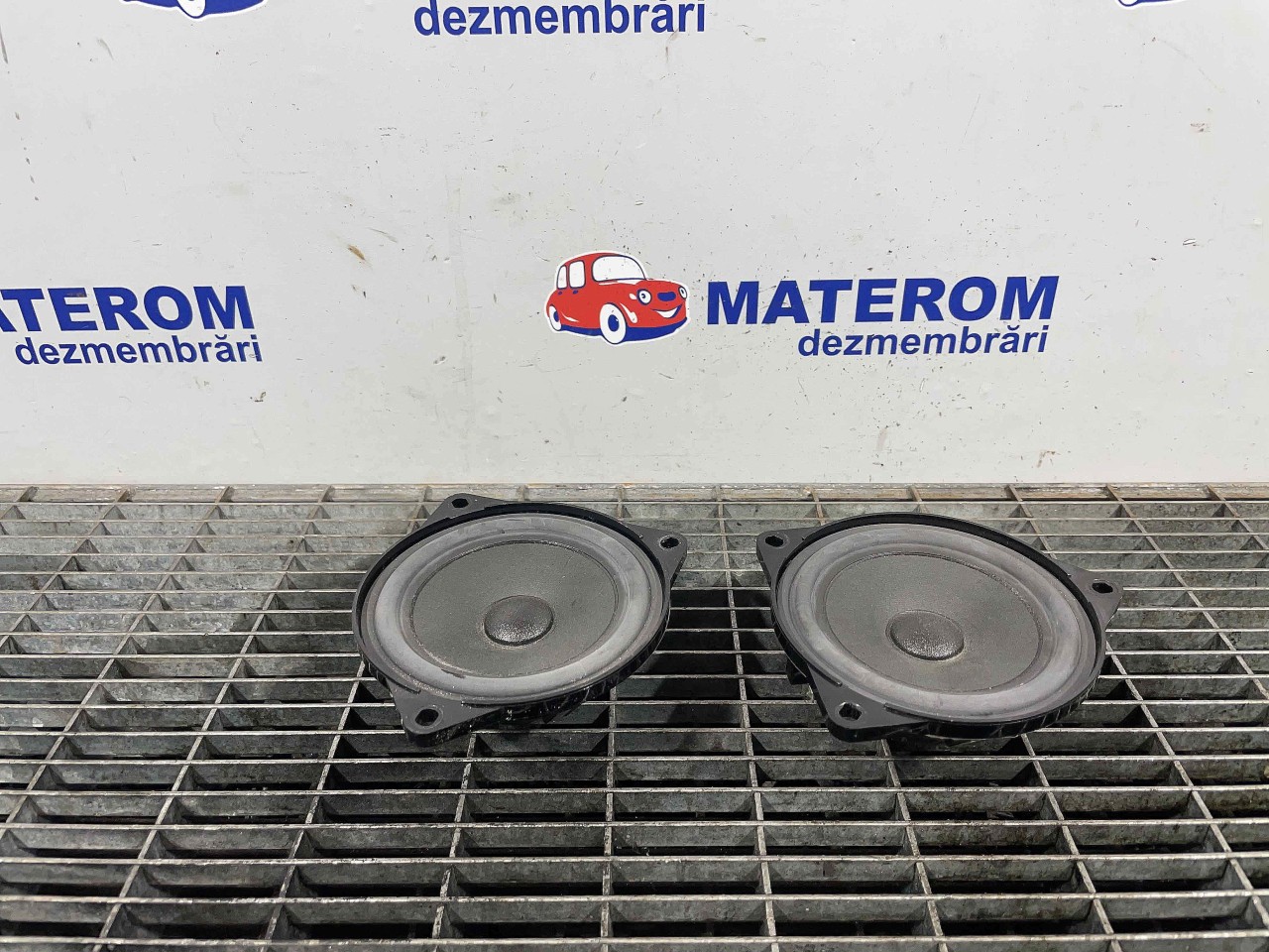 DIFUZOR AUDIO BMW SERIA 5 F 10 - - (2014 2017)