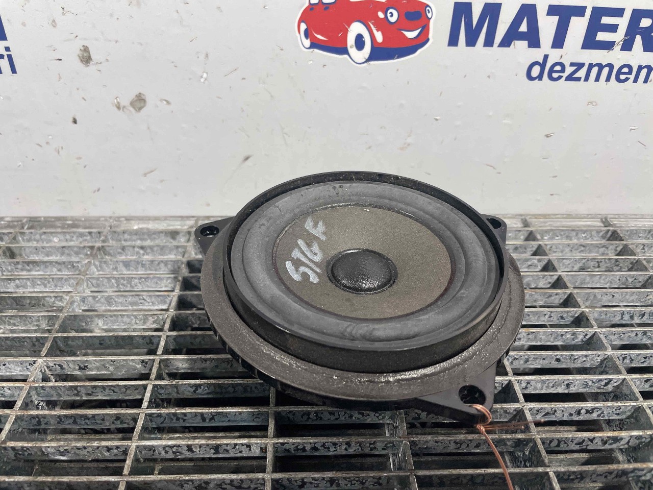 DIFUZOR AUDIO BMW SERIA 5 F 10 SERIA 5 F 10 - - (2010 2017)