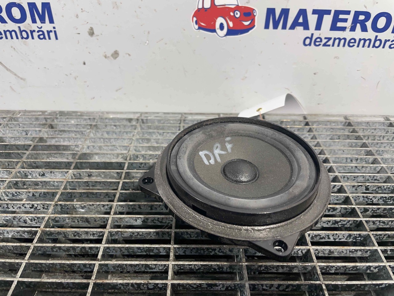 DIFUZOR AUDIO BMW SERIA 5 F 10 SERIA 5 F 10 - - (2010 2017)
