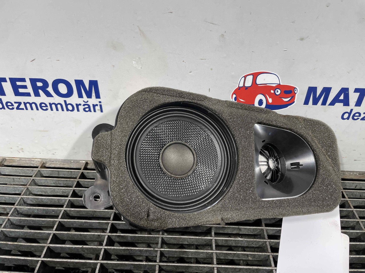 DIFUZOR AUDIO BMW X5 - - (2007 2013)