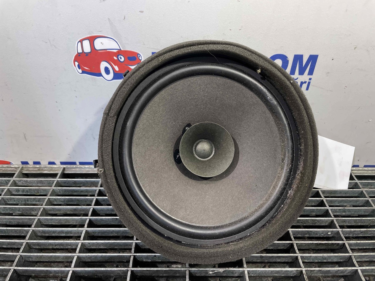DIFUZOR AUDIO CITROEN C-CROSSER - - (2007 2012)