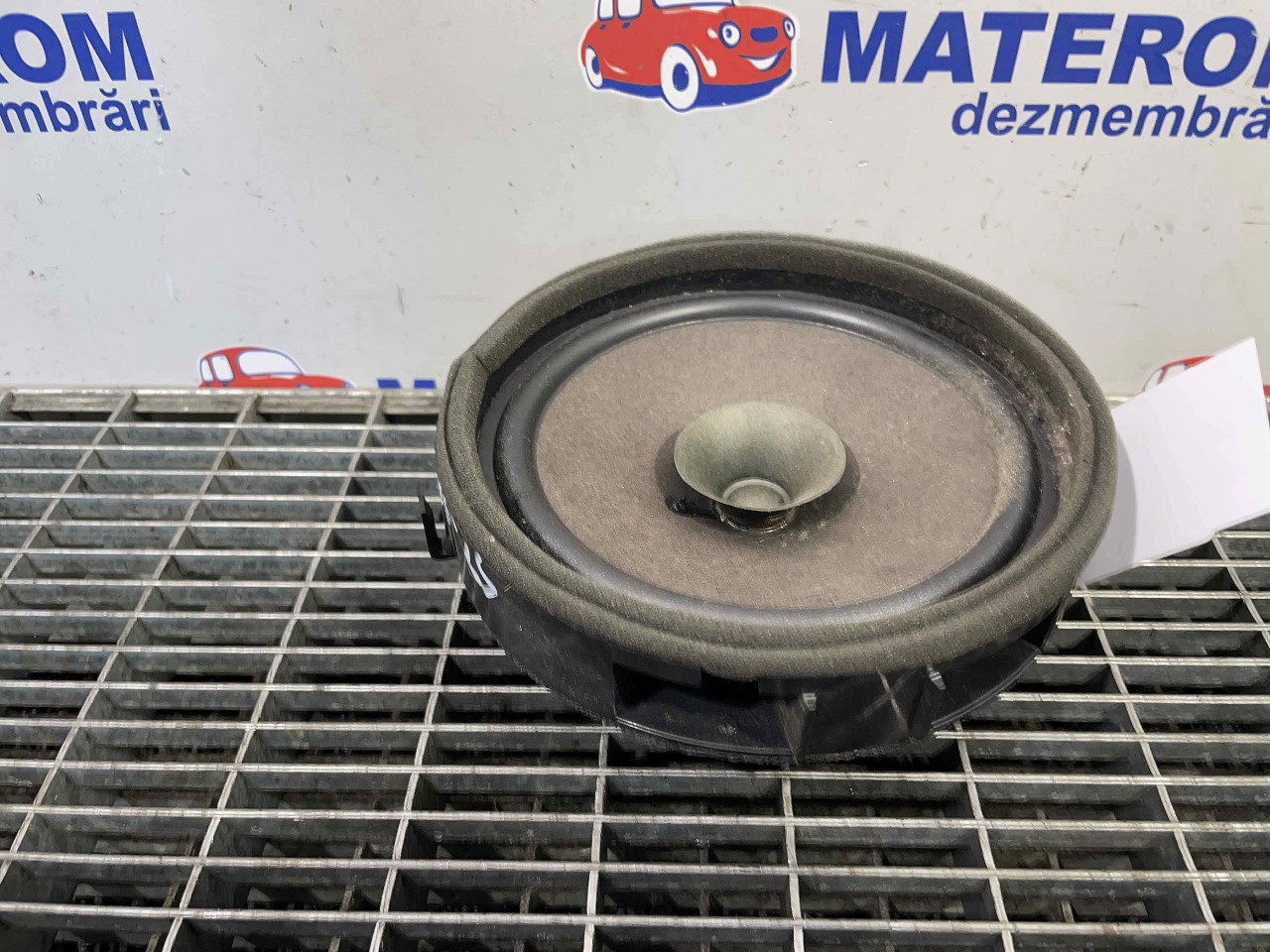 DIFUZOR AUDIO CITROEN C-CROSSER - - (2007 2012)