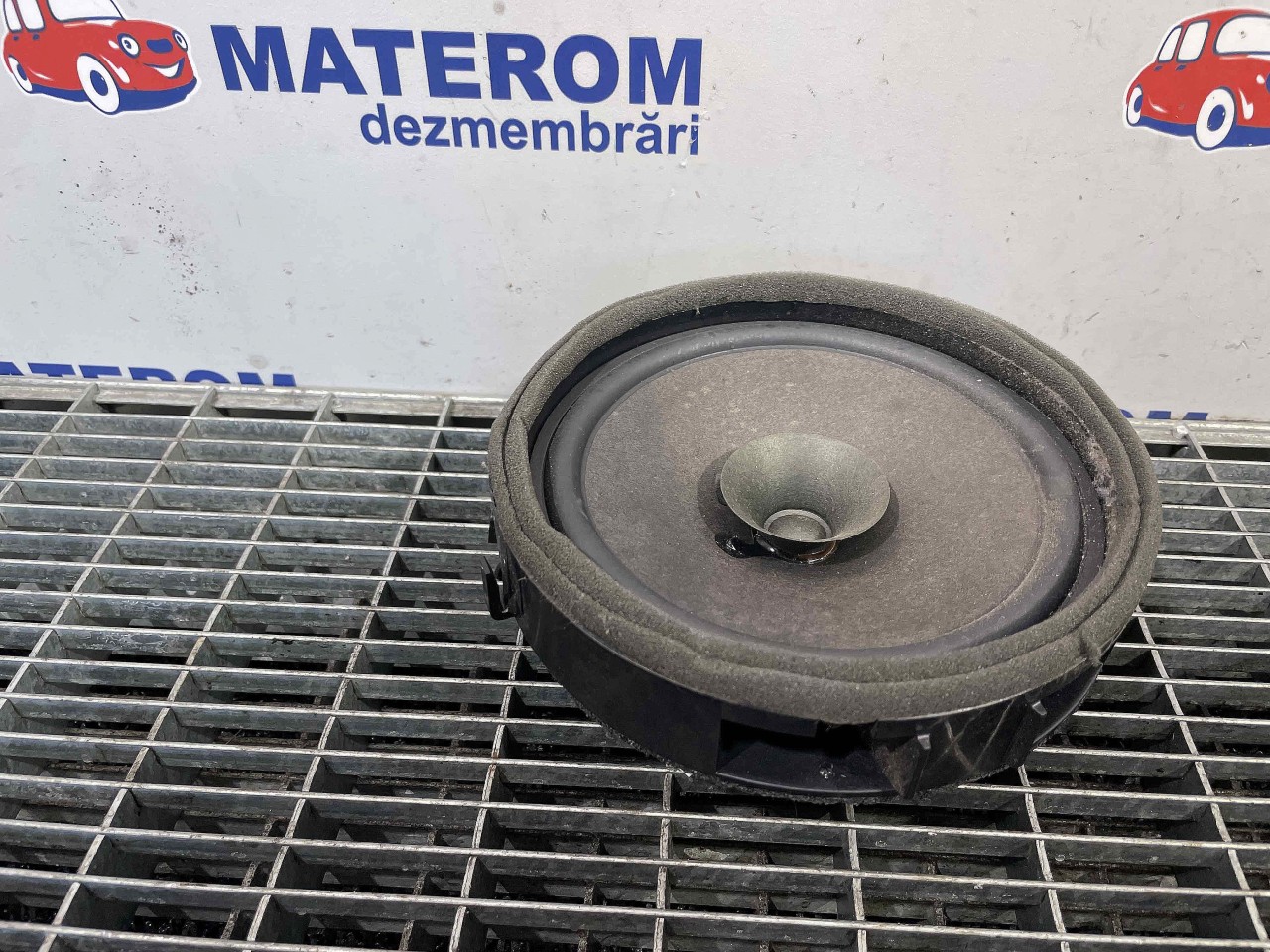 DIFUZOR AUDIO CITROEN C-CROSSER - - (2007 2012)