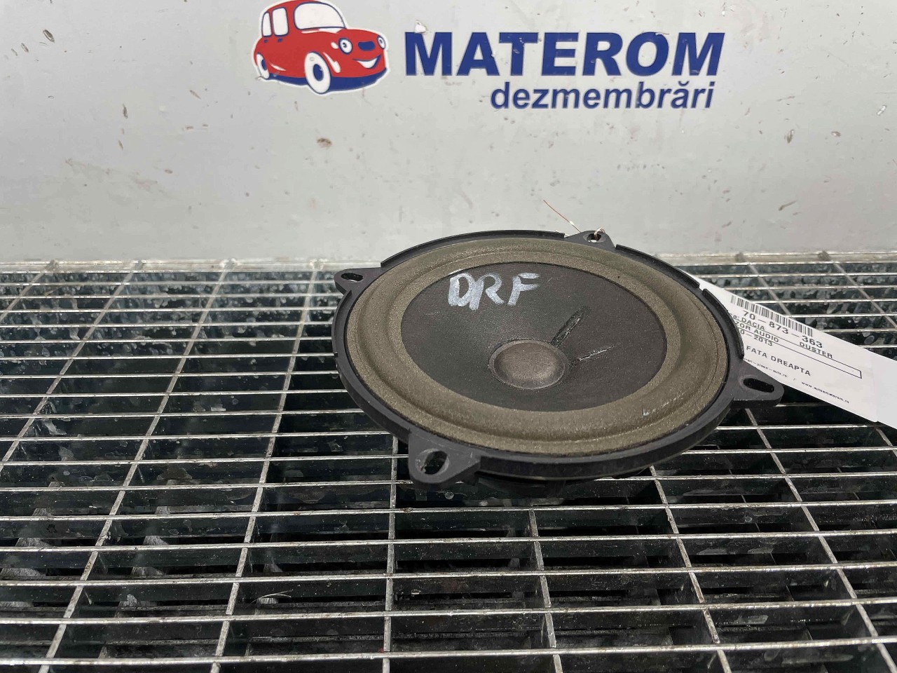 DIFUZOR AUDIO DACIA DUSTER - - (2010 2013)