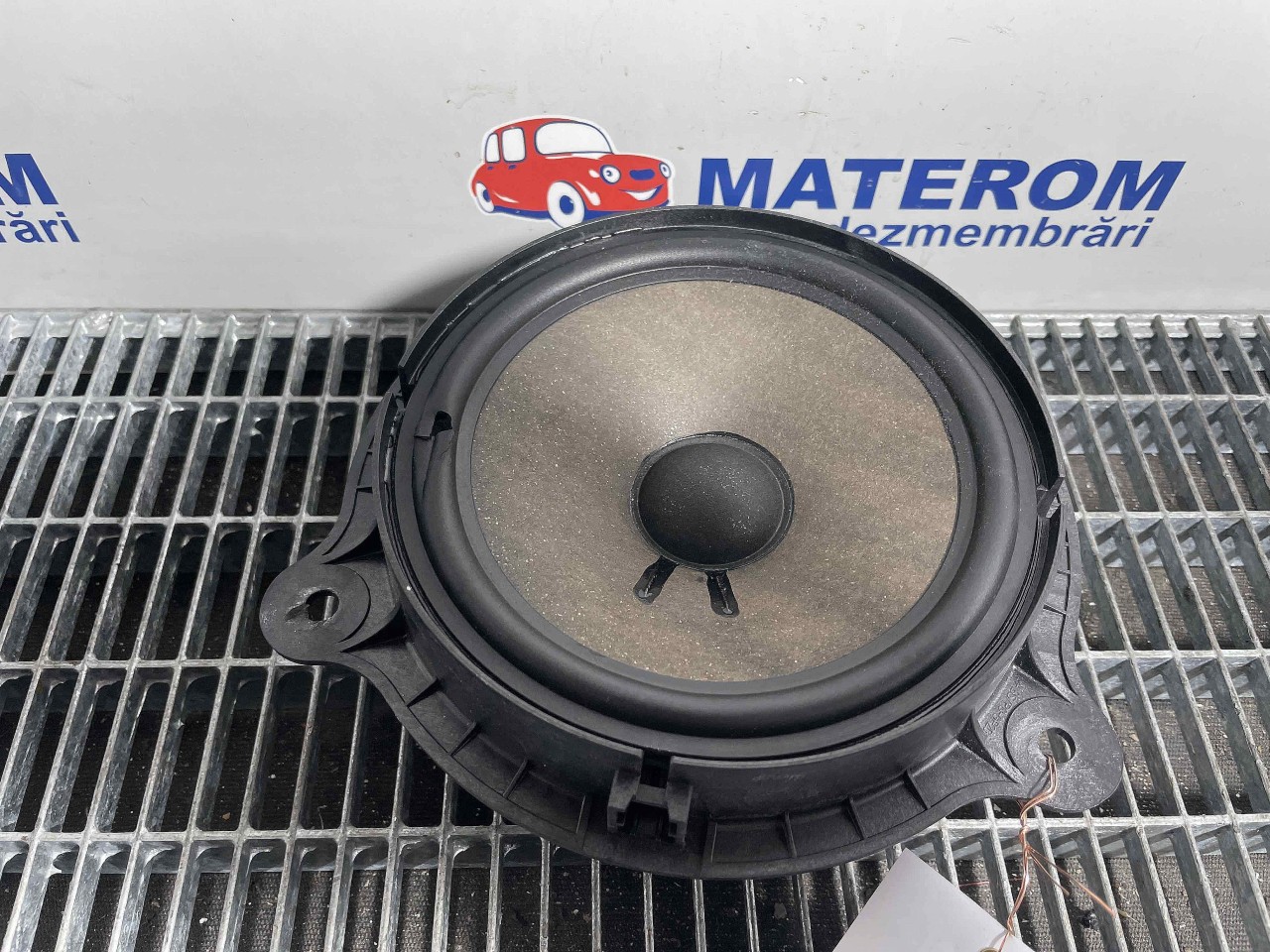 DIFUZOR AUDIO DACIA DUSTER DUSTER - - (2019 2022)