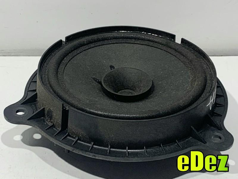 Difuzor audio dreapta fata Nissan Qashqai 2 (2013-2016) [J11]