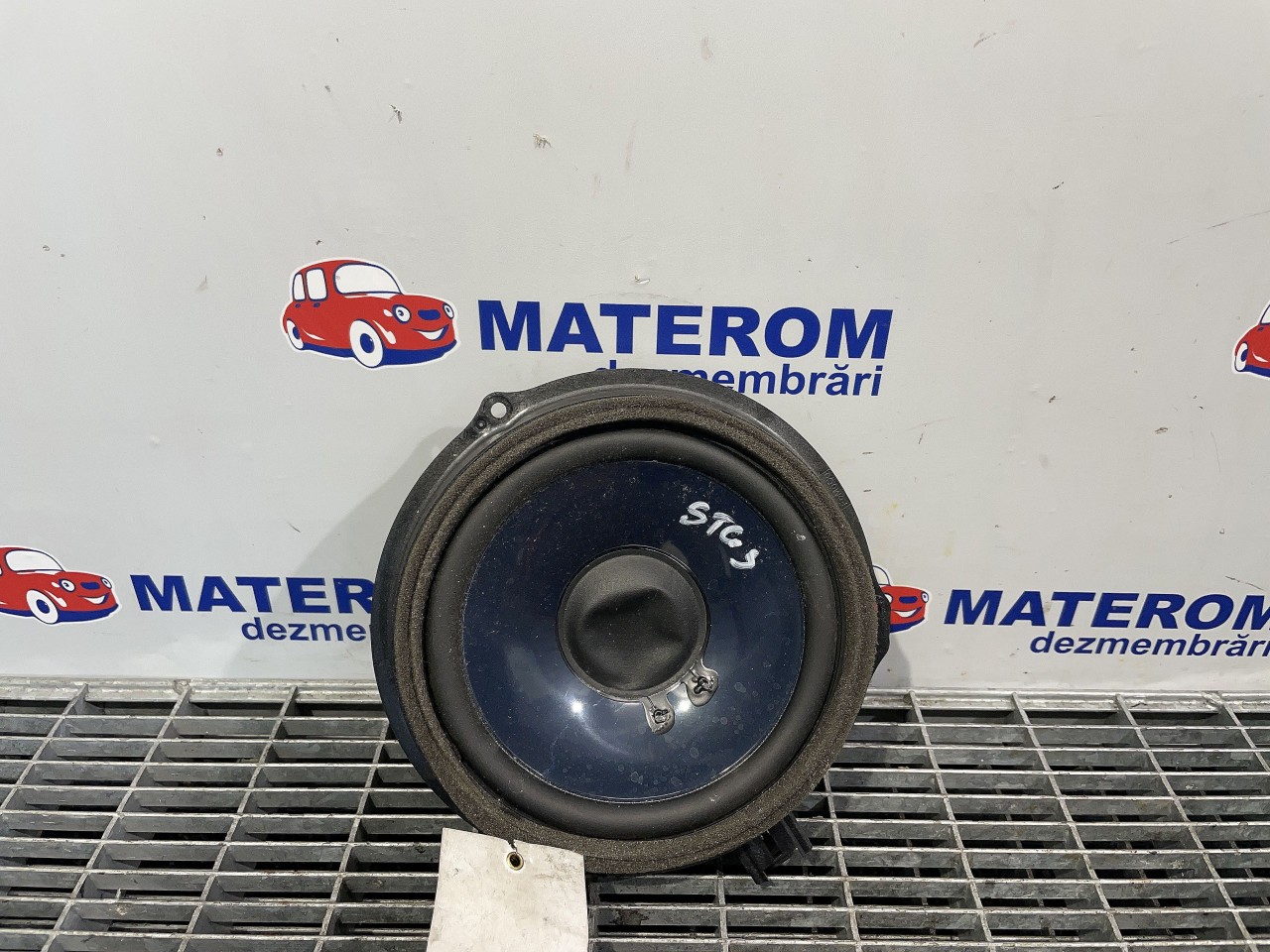 DIFUZOR AUDIO FORD GRAND C-MAX - - (2010 2015)