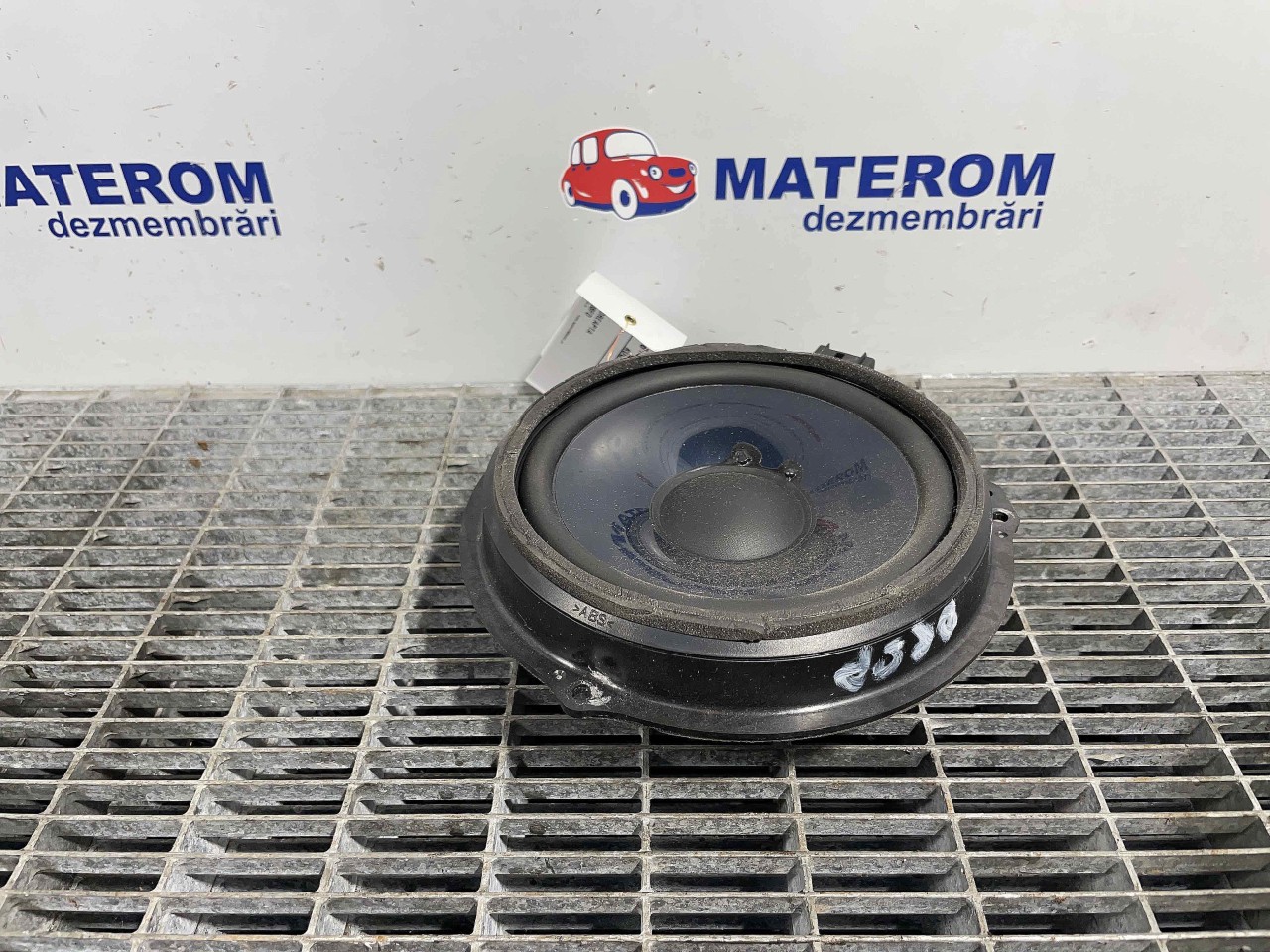 DIFUZOR AUDIO FORD KUGA - - (2008 2012)
