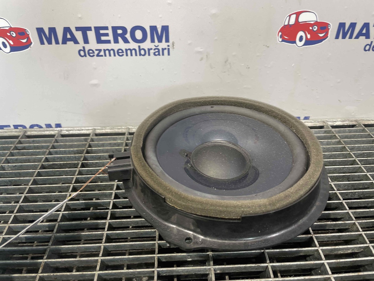 DIFUZOR AUDIO FORD KUGA KUGA - - (2012 2019)