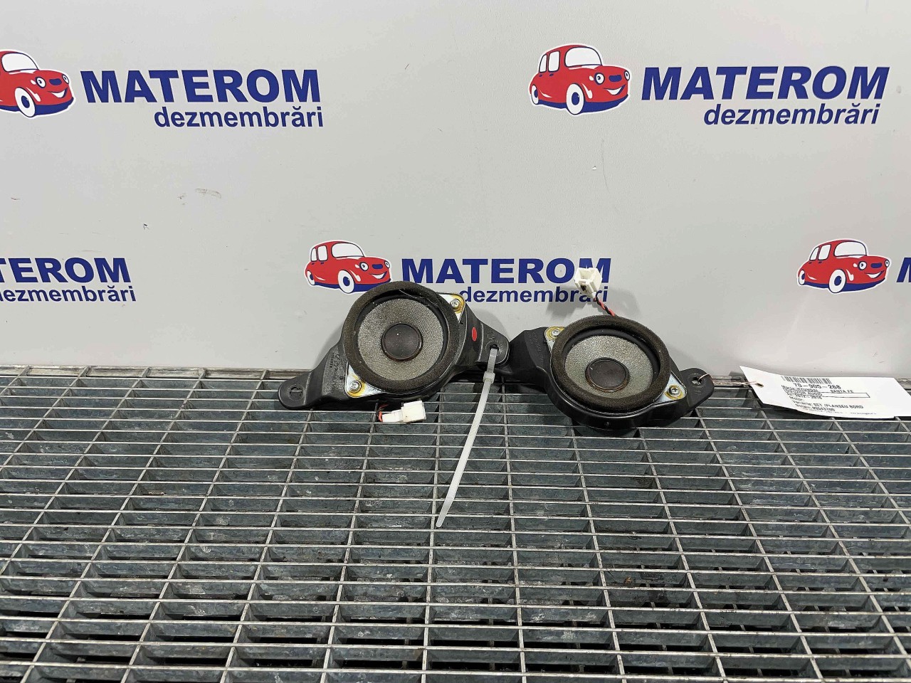 DIFUZOR AUDIO HYUNDAI SANTA FE SANTA FE - - (2012 2016)