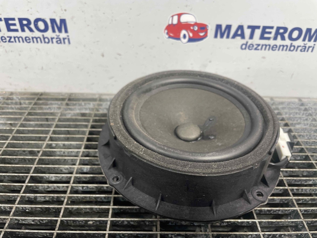 DIFUZOR AUDIO KIA SORENTO SORENTO - - (2009 2012)