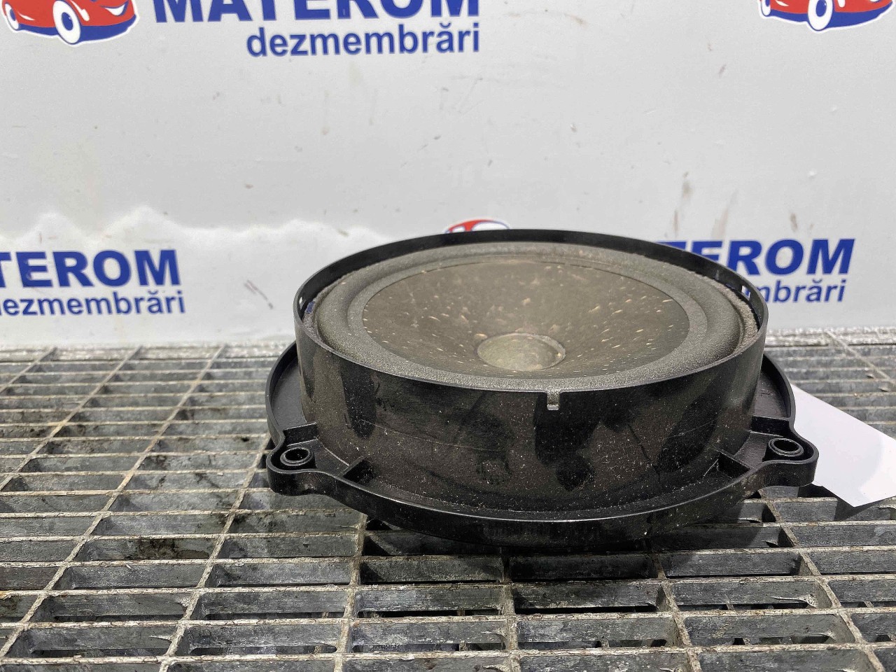 DIFUZOR AUDIO LAND ROVER FREELANDER - - (2004 2006)