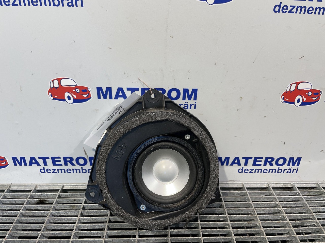 DIFUZOR AUDIO LEXUS IS - - (2005 2010)