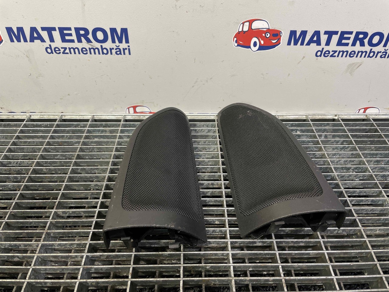 DIFUZOR AUDIO MERCEDES B-CLASS - - (2011 2018)