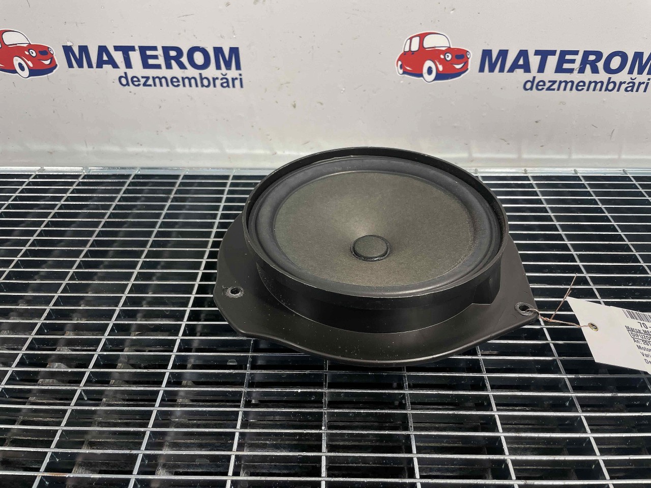 DIFUZOR AUDIO MERCEDES C-CLASS - - (2011 2014)