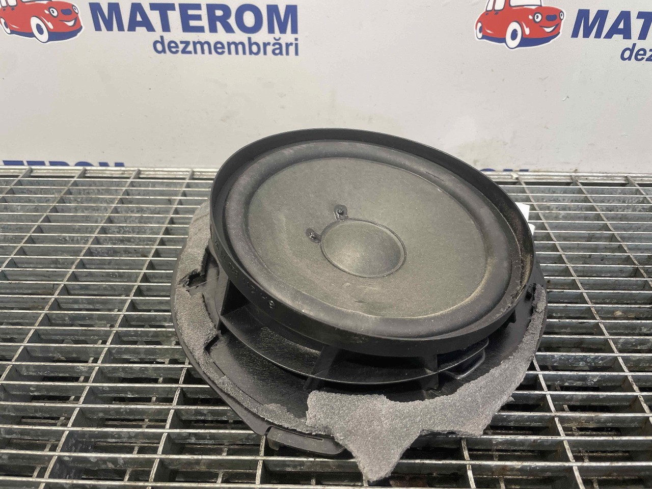 DIFUZOR AUDIO MERCEDES E-CLASS - - (2005 2009)