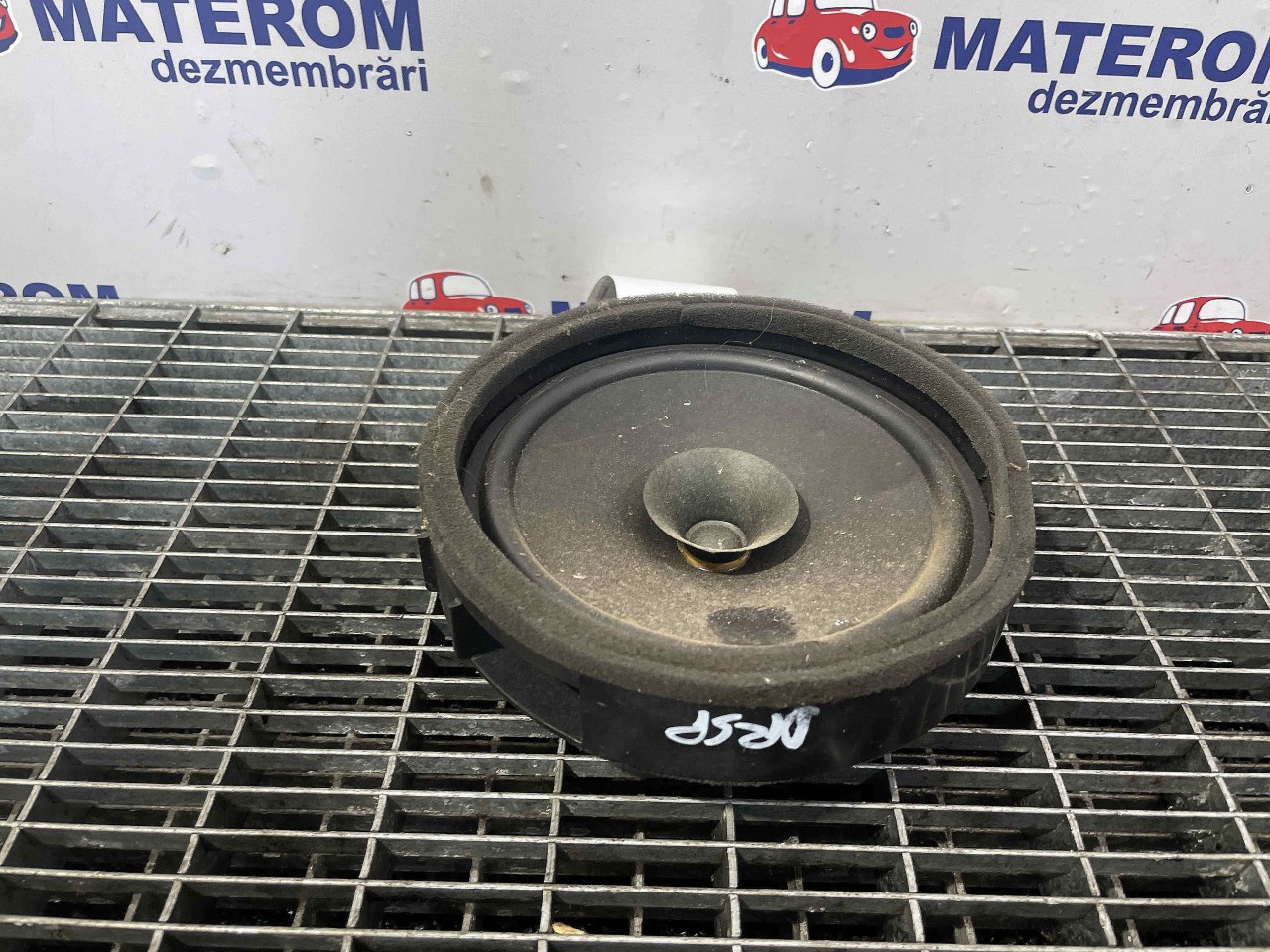 DIFUZOR AUDIO MITSUBISHI L200 L200 - - (2010 2015)