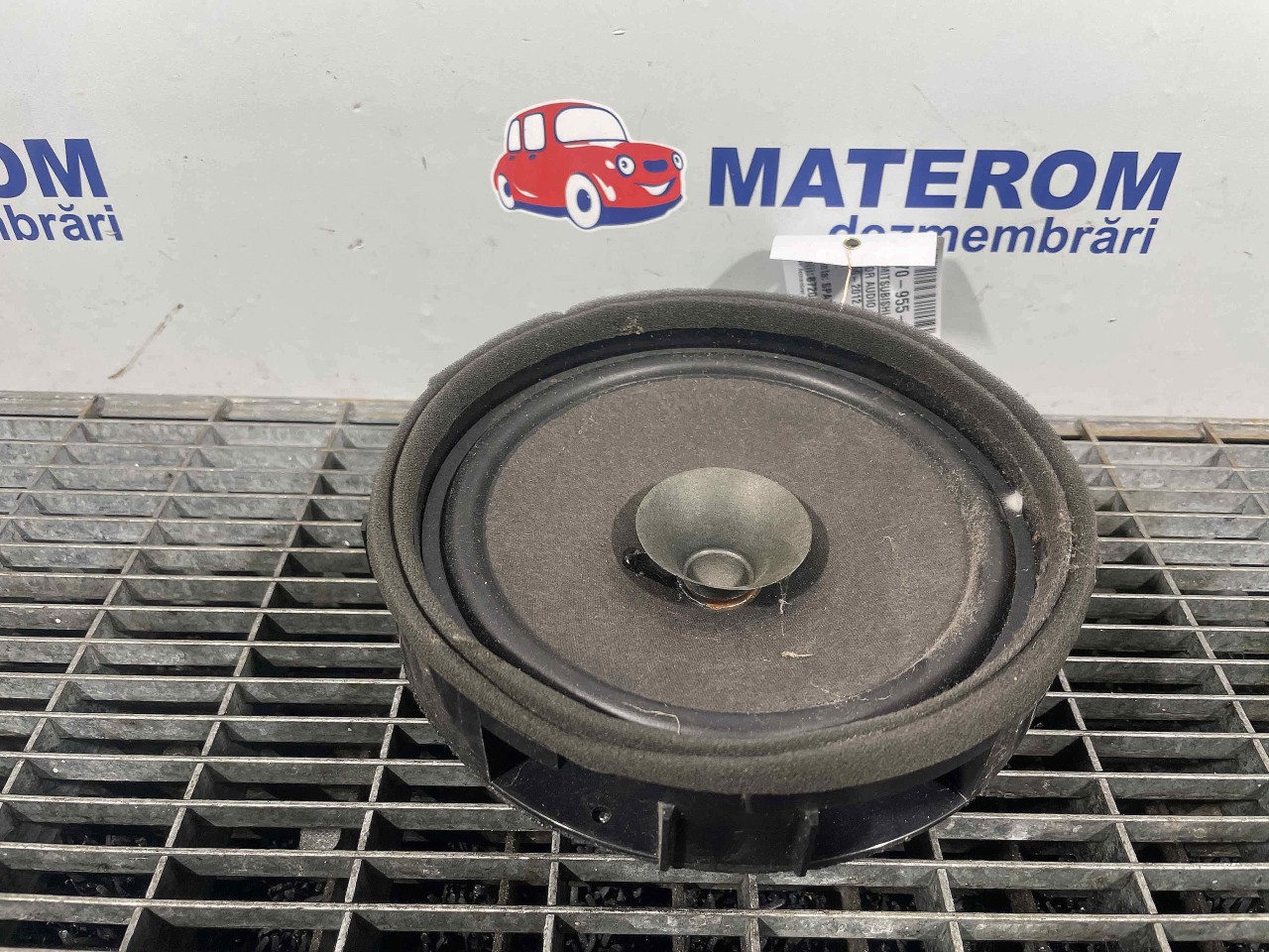 DIFUZOR AUDIO MITSUBISHI OUTLANDER OUTLANDER - - (2006 2012)