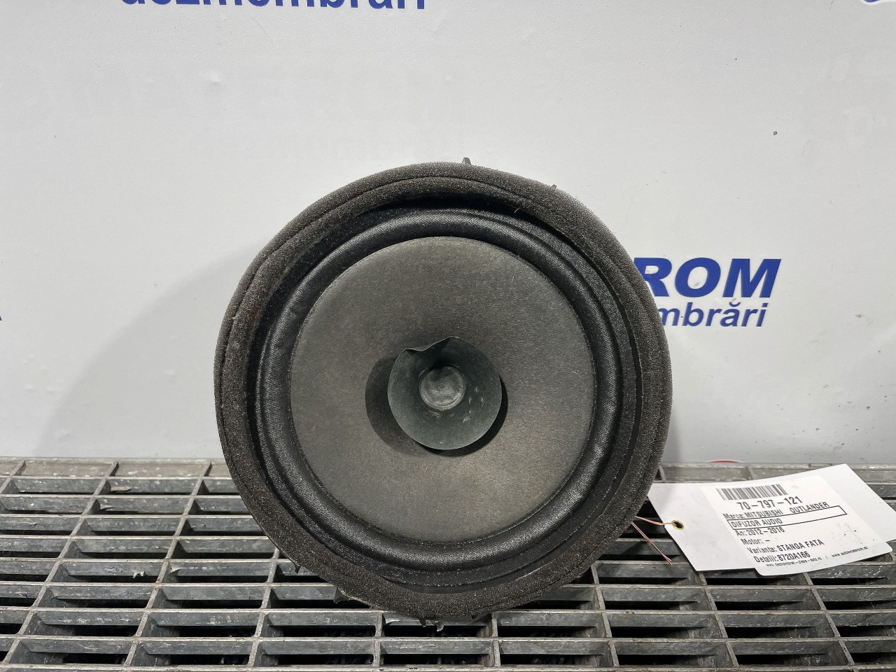 DIFUZOR AUDIO MITSUBISHI OUTLANDER OUTLANDER - - (2012 2016)