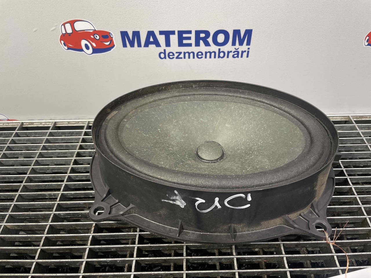 DIFUZOR AUDIO NISSAN NAVARA NAVARA - - (2015 2019)