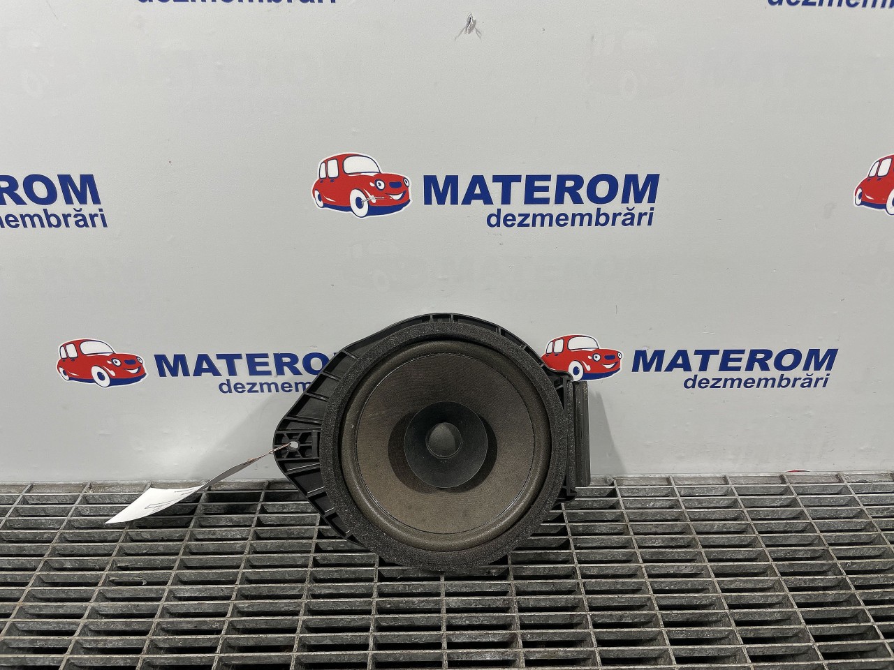 DIFUZOR AUDIO OPEL ASTRA J - - (2009 2012)