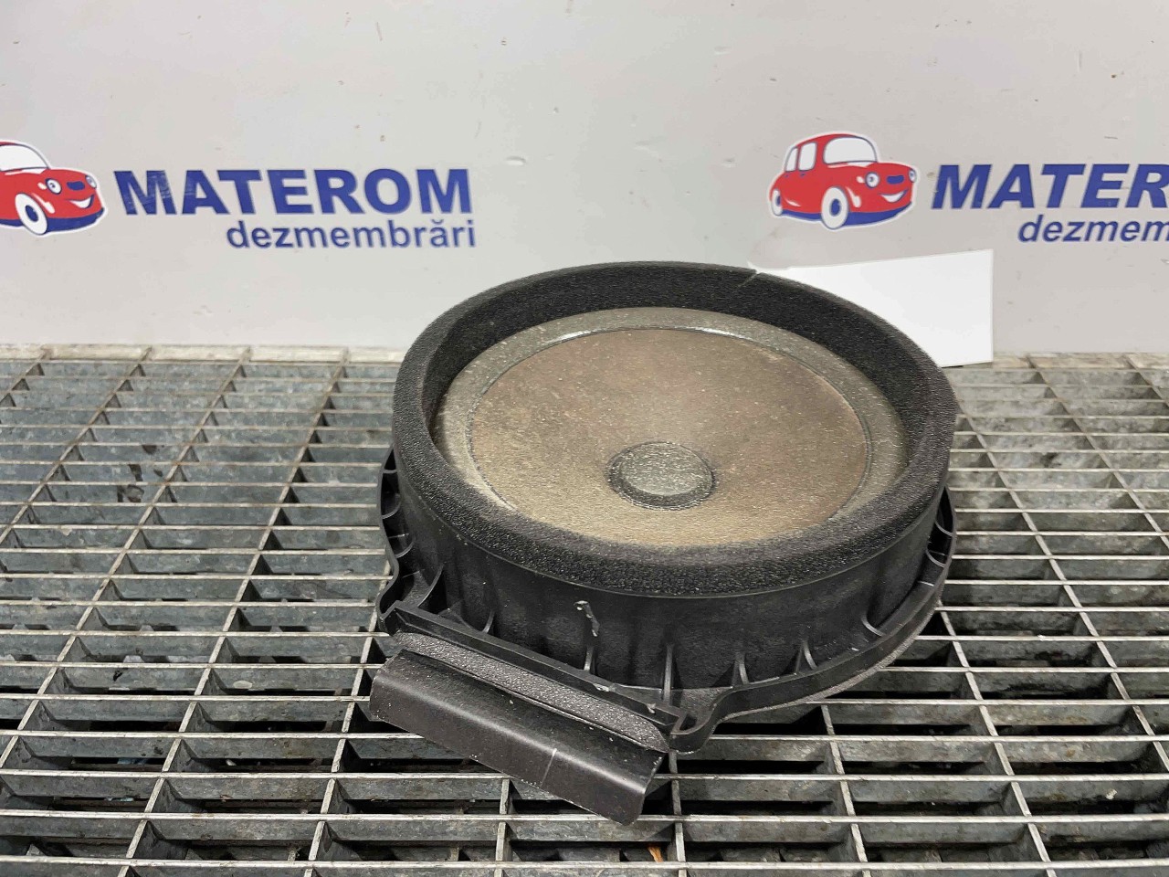 DIFUZOR AUDIO OPEL ASTRA J - - (2009 2012)