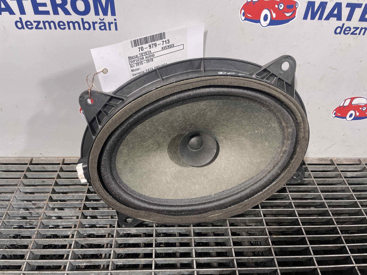 DIFUZOR AUDIO TOYOTA AVENSIS - - (2015 2018)