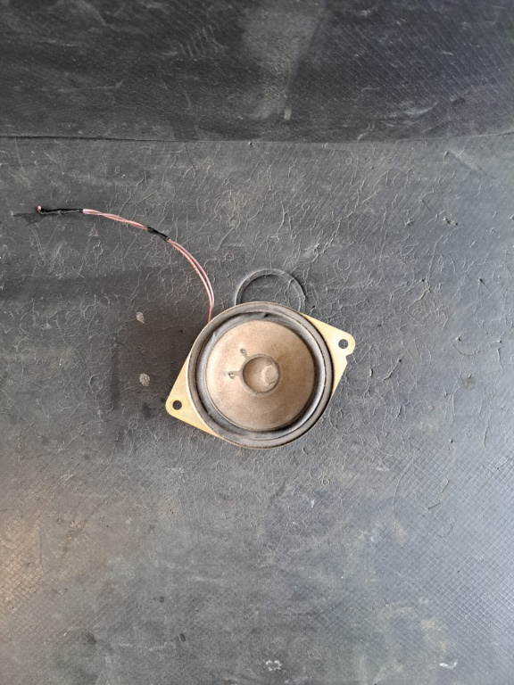 Difuzor audio Toyota Yaris 2001 - COD FR1258733-07 86160-52010