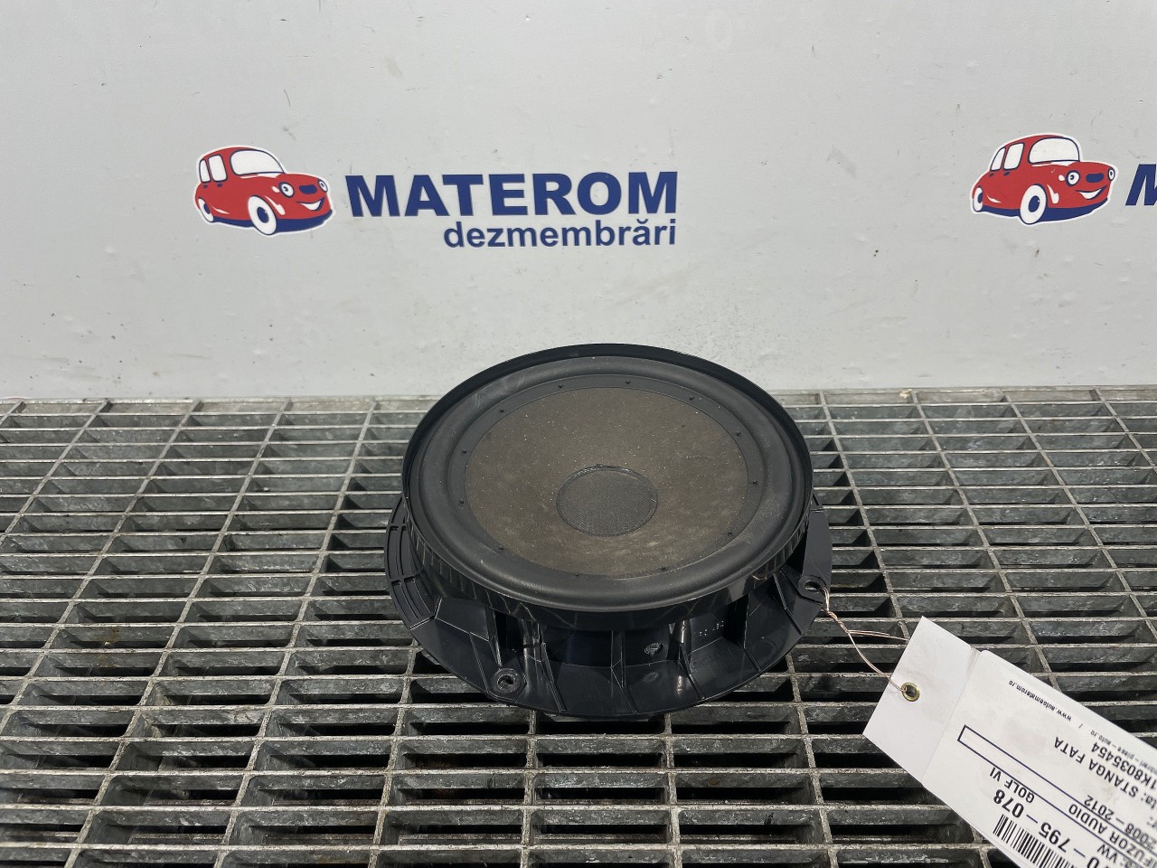 DIFUZOR AUDIO VW GOLF VI - - (2008 2012)