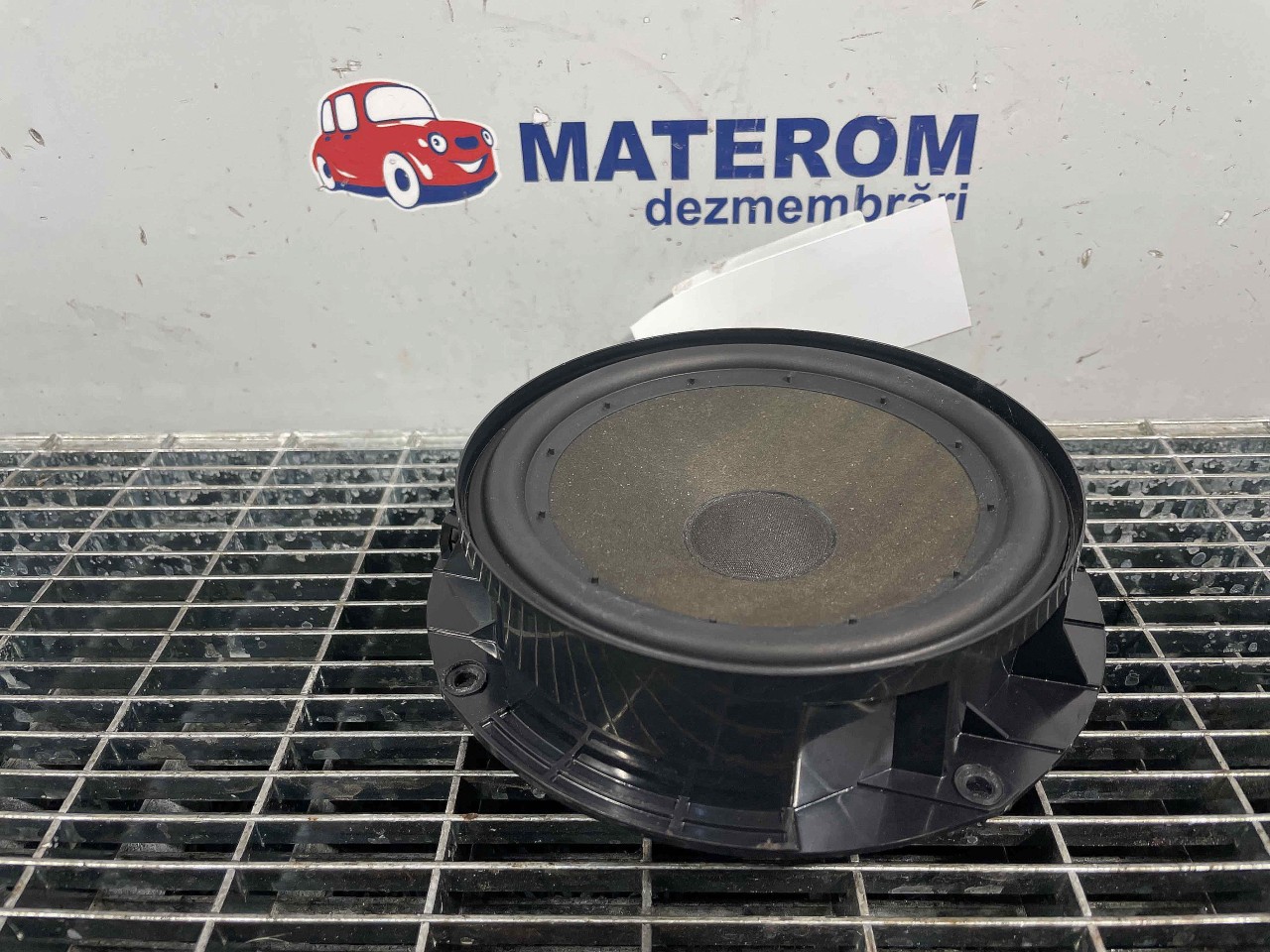 DIFUZOR AUDIO VW GOLF VI - - (2008 2012)