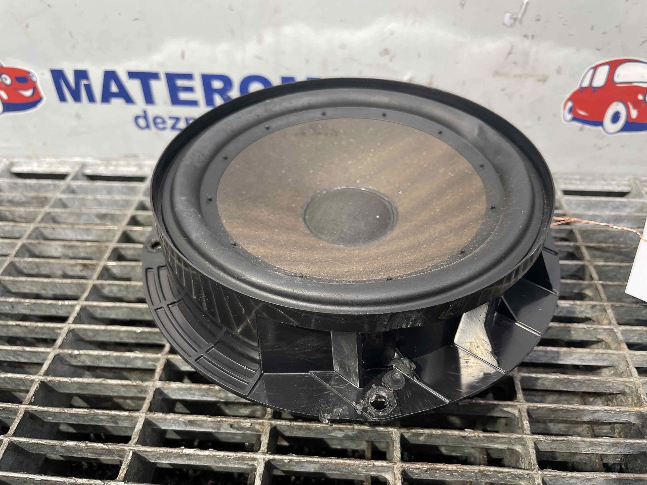 DIFUZOR AUDIO VW GOLF VI GOLF VI - - (2008 2012)