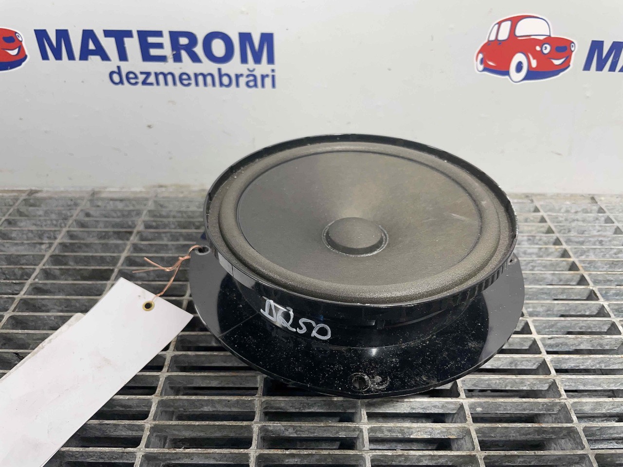 DIFUZOR AUDIO VW JETTA III - - (2005 2010)