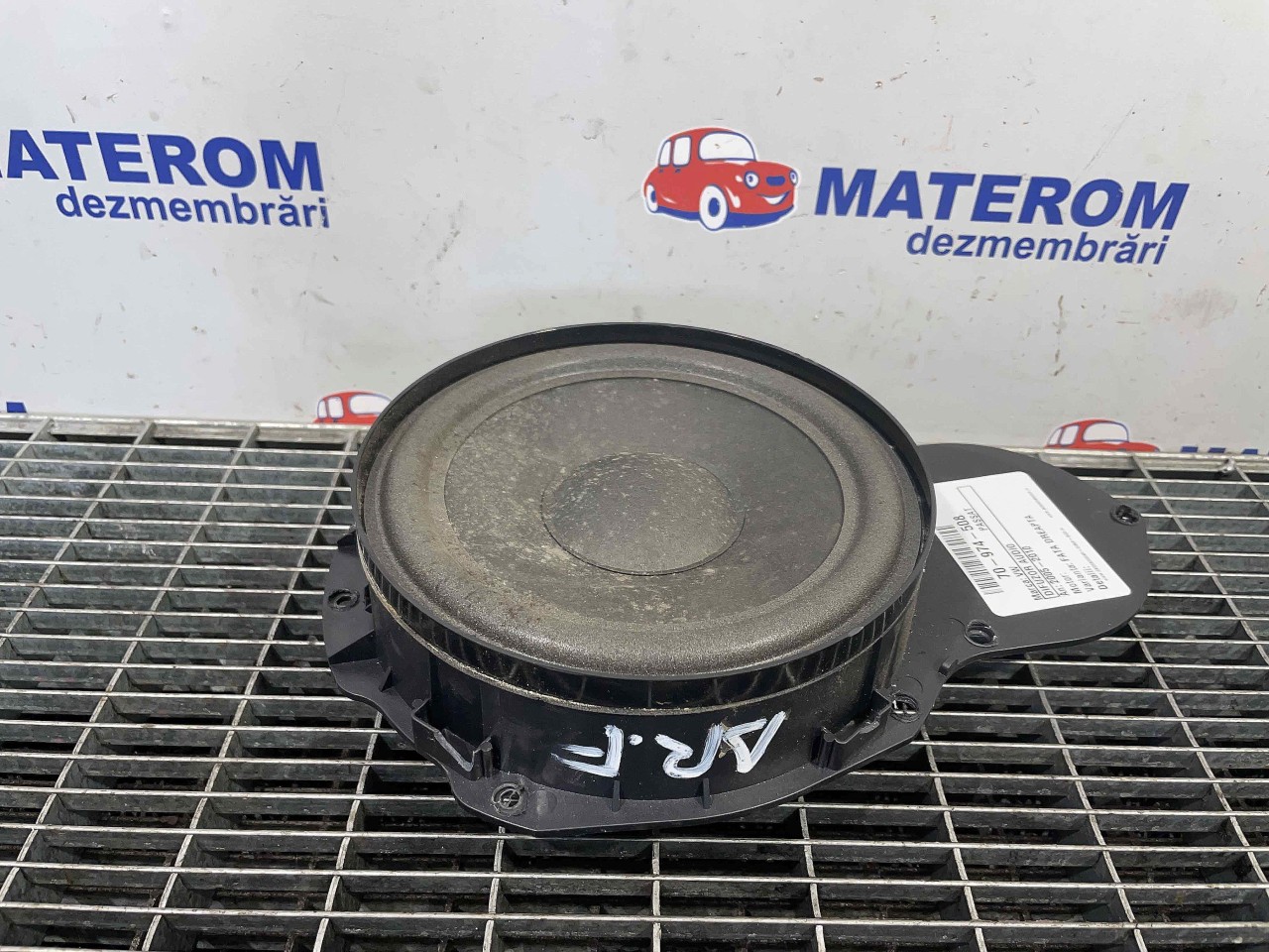 DIFUZOR AUDIO VW PASSAT - - (2005 2010)