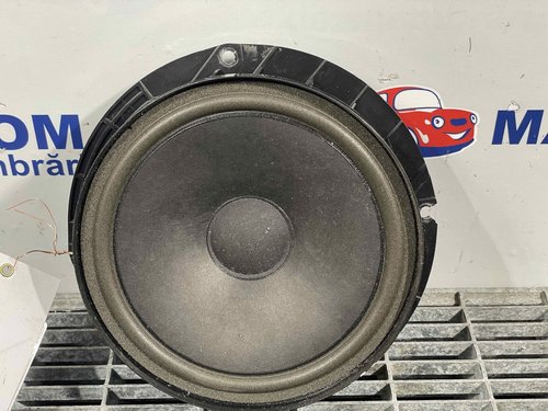 DIFUZOR AUDIO VW PASSAT - - (2010 2014)