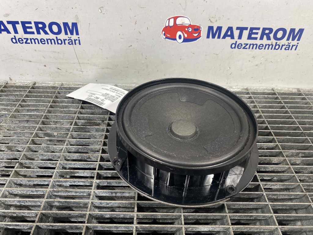 DIFUZOR AUDIO VW PASSAT - - (2014 2019)