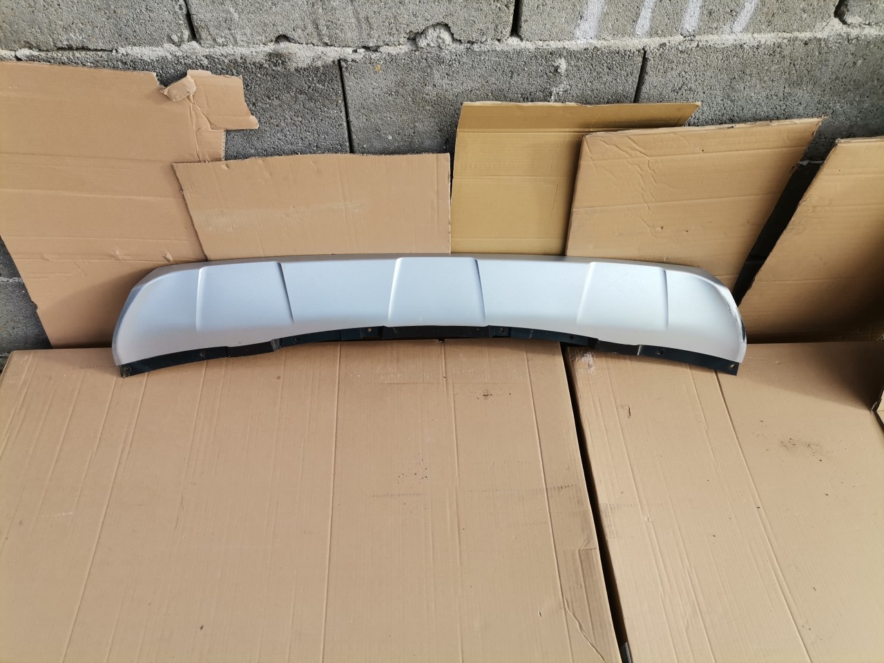 Difuzor bara spate BMW X7 G07 (2018-2022) cod 5111-7449677 / 7449677