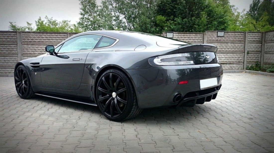 Difuzor Bara Spate R ASTON MARTIN V8 VANTAGE AM-V8-VA-1-RD1FP