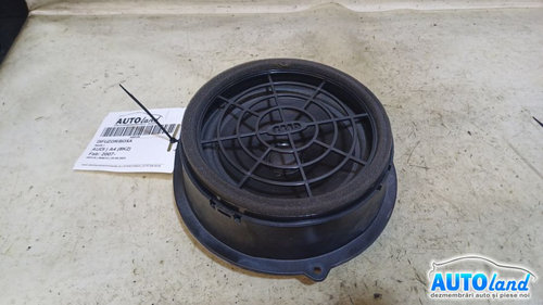 Difuzor/boxa Spate Audi A4 8K 2007
