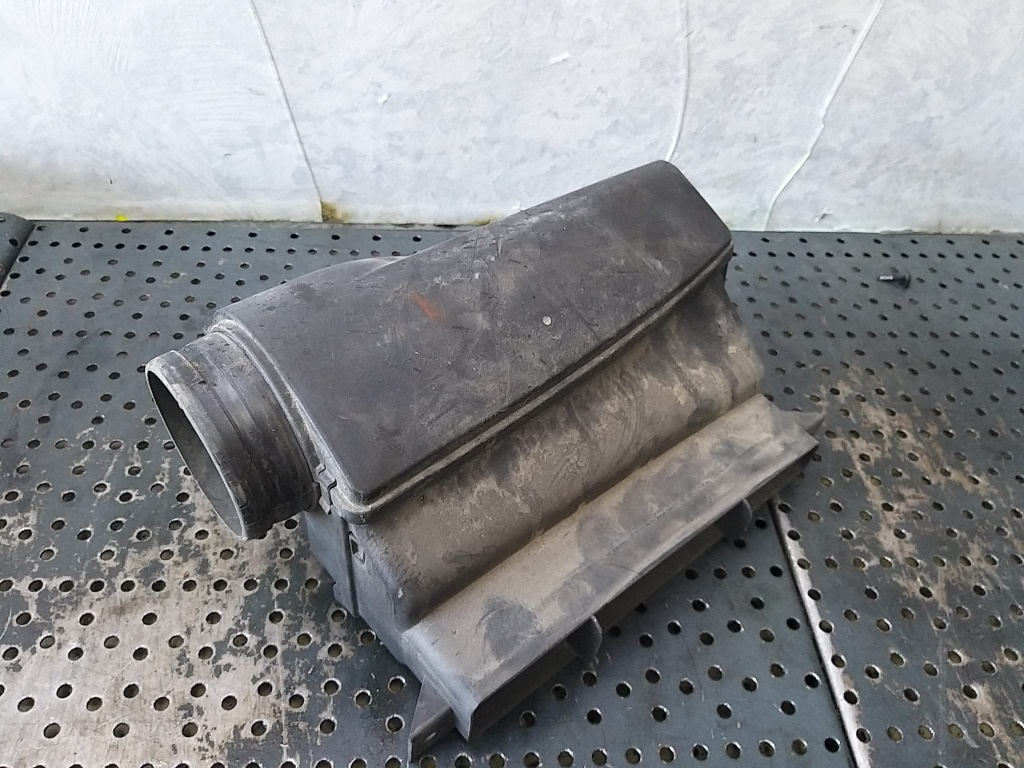 Difuzor captare aer 2.0 tdi vw golf 5 1k 1k0805962a