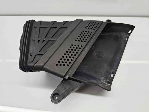 Difuzor captare aer Audi A5 (8T3) [Fabr 2007-2015] 8K0129618K