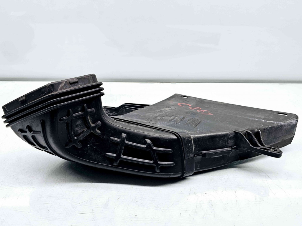 Difuzor captare aer Audi A5 Sportback (8TA) [Fabr 2009-2015] 8K0129618K