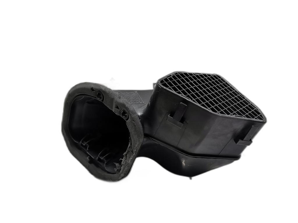 Difuzor captare aer Audi Q7 (4LB) 2008 BUG AUDI Q7 (4LB) [ 2006 - 2016 ] OEM 7L0819049A