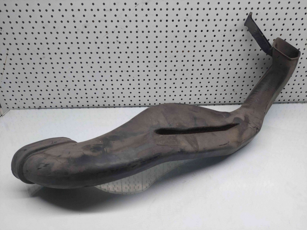 Difuzor captare aer Opel Astra J [Fabr 2009-2015] 13307080
